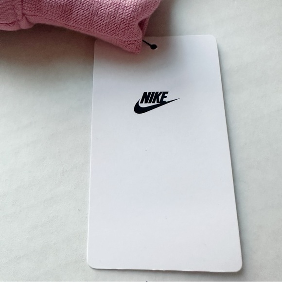 Nike Girl's Future Fleece Hoodie in
Elemental Pink NWT - Picture 13 of 16